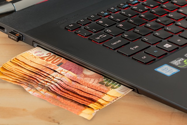 Pourquoi les banques en ligne fournissent-elles de l'argent